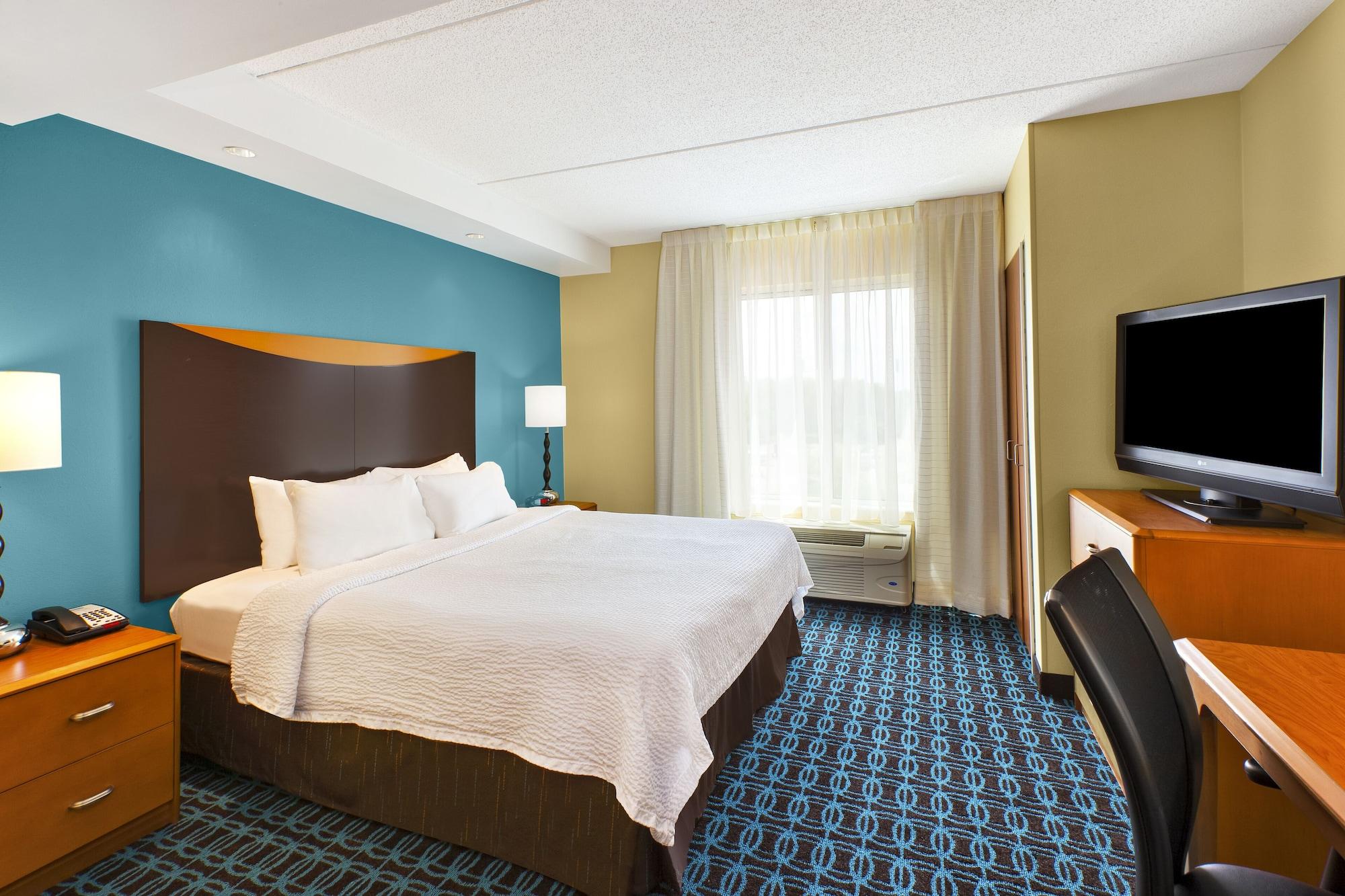 Fairfield Inn & Suites Louisville East Exterior photo