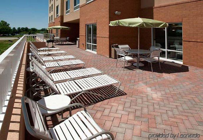 Fairfield Inn & Suites Louisville East Exterior photo